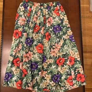 Vintage Women’s Floral Jacket and Skirt Set